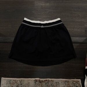 Alo Black Skirt with White “Double Lined” waistband